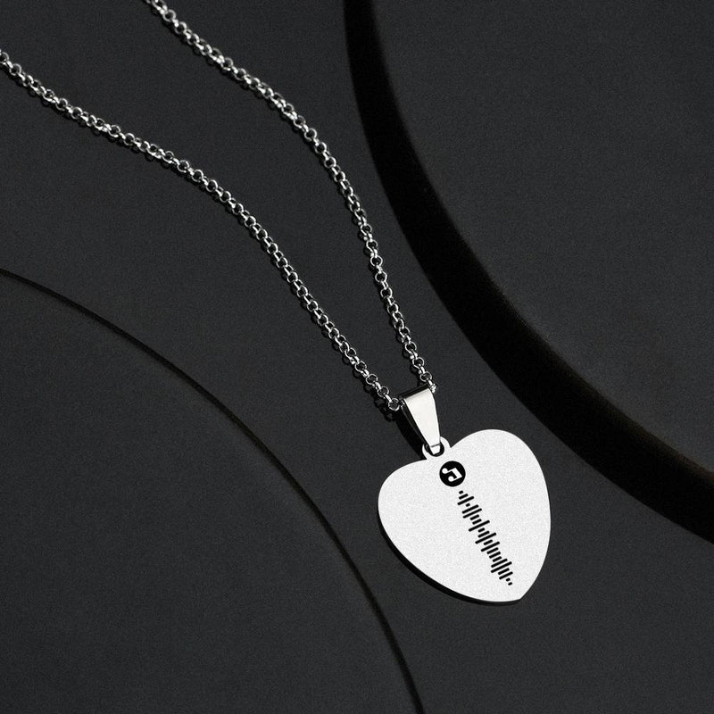 Scannable Code Necklace Engraved Heart Photo Necklace -Best Gifts for Your Lover